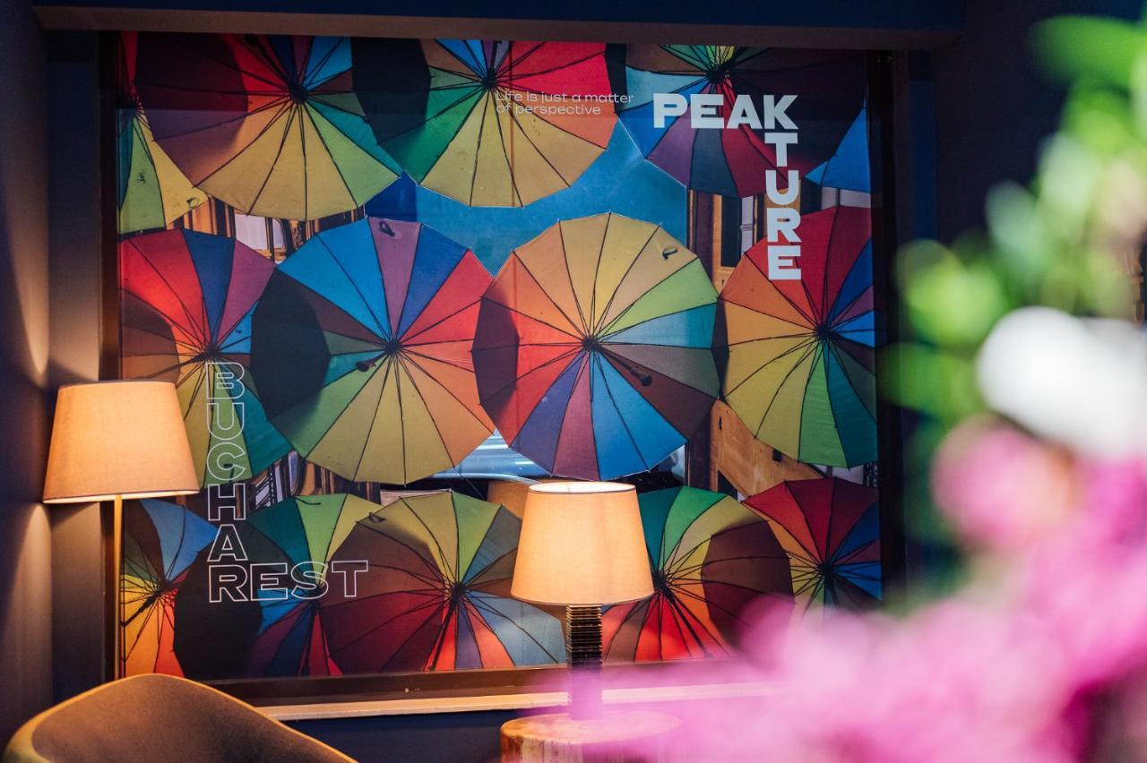 Peakture Hotel Bucarest Esterno foto